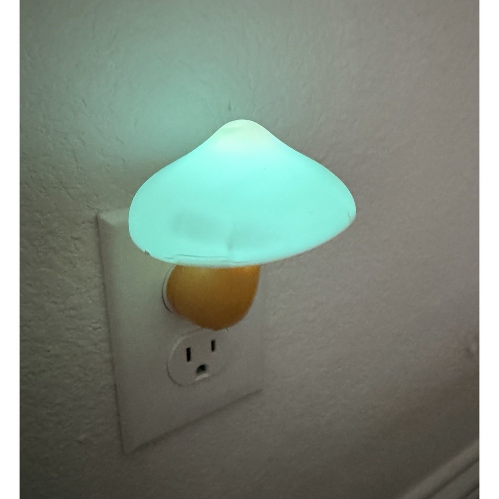 Mushroom Night Light Plug in Lamp Sensor Night Light 7 Different Colors Rotates - Picture 5 of 10